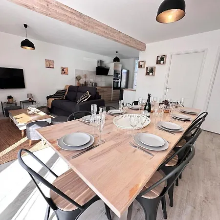 10 Personnes Avec Jacuzzi A 10 Min De Reims Lejlighed