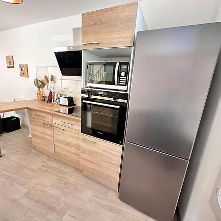 Apartment 8 Personnes Avec Jacuzzi A 10 Min De Reims