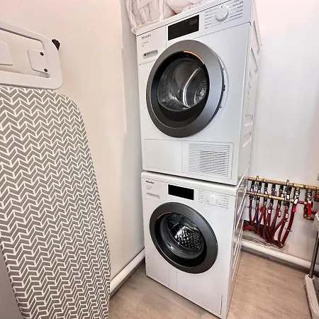 10 Personnes Avec Jacuzzi A 10 Min De Reims Lejlighed